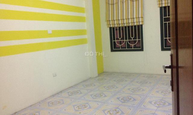 Cho thuê nhà phố Lý Nam Đế - Nguyễn Tri Phương 28m2 x 4.5 tầng, 3PN khép kín giá 10tr/th