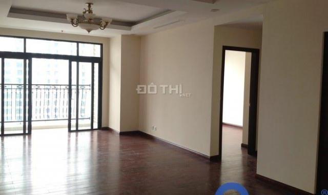 Cho thuê căn hộ CCCC 88 Láng Hạ, 108m2, 2 PN, đồ cơ bản, view cực đẹp. LH 0912214566