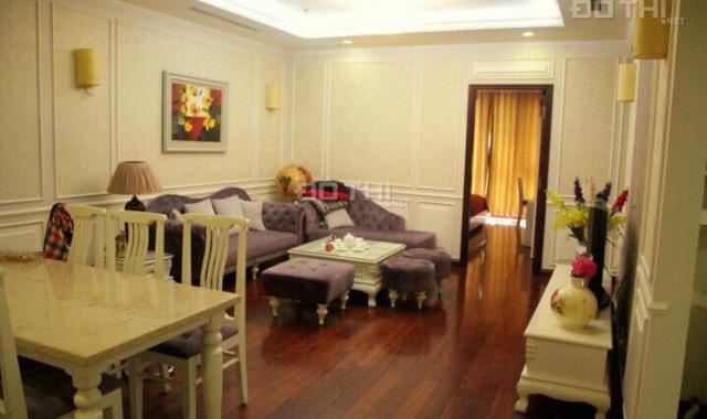 Cho thuê CH chung cư cao cấp Royal City, 133m2 nhà đẹp, 3 PN full đồ hoàng gia giá rẻ. 0912214566