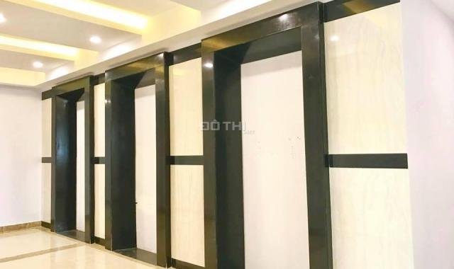 Bán gấp căn hộ 52m2, giá 1,29 tỷ có VAT, thuộc khu căn hộ Heaven, Q. 8 giao nhà tháng 2/2018