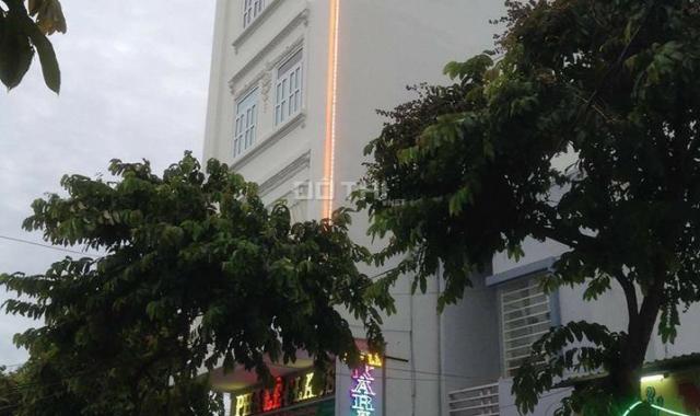 Bán nhà mặt tiền đường Nguyễn Việt Hồng, 6 lầu, DT: 6,2x22m, giá bán ra trong tháng 14.8 tỷ