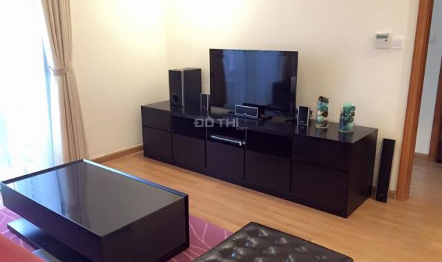 Bán căn hộ chung cư Vinhomes Nguyễn Chí Thanh, 86m2, 2PN, hướng Đông Nam, sổ đỏ CC. LH 0972217829