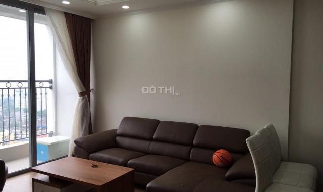 Cho thuê căn hộ chung cư cao cấp Vinhomes Nguyễn Chí Thanh, tầng 21, đủ đồ, 21 tr/th. LH 0936031229