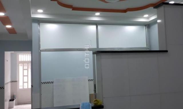 Bán nhà chính chủ, SHR,48.8m(4x12.2m).DTSD:98m2, giá: 3.85 tỷ, đối diện khu chế xuất TT