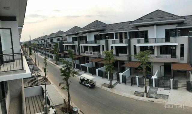 Cần tiền bán gấp nhà phố Lavila đường Nguyễn Hữu Thọ, giá 7.6 tỷ