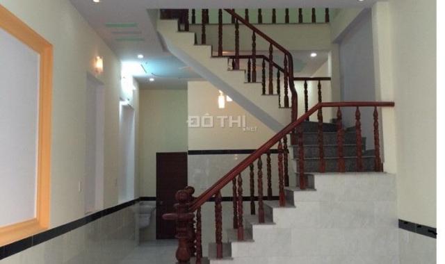 Nhà 1 lầu, DTSD 110m2 - Ngay tại ngã 4 Nguyễn Thị Tú - Lê Trọng Tấn