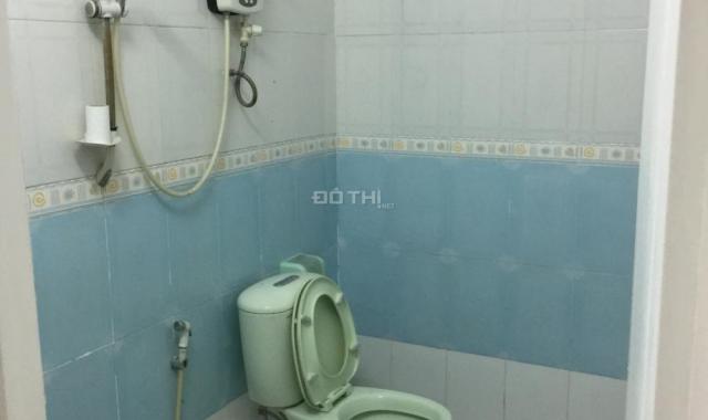 Còn 01 phòng trong nhà nguyên căn MT Nguyễn Sỹ Sách, Tân Bình, rộng 30m2, WC riêng