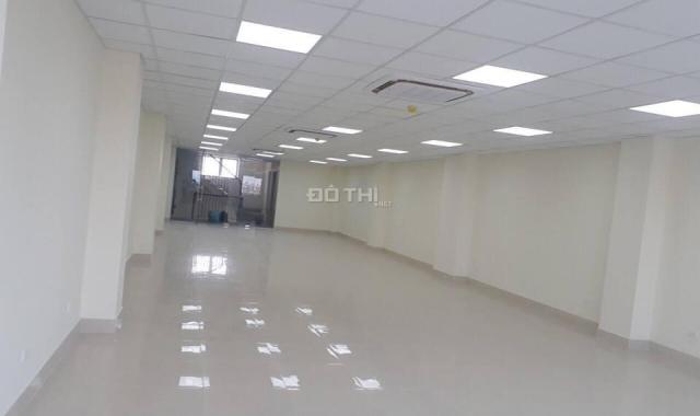 Cho thuê sàn làm showroom, nội thất, tại 17 Nguyễn Xiển, giá thuê chỉ 180.000đ/m2/tháng