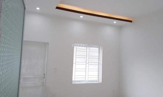 Bán nhà C4 mới 106m2, thôn Kiều Trung, sau UBND xã Hồng Thái. LH 0396518309