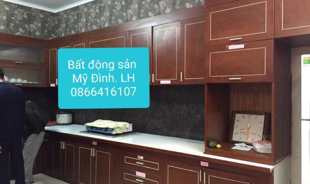 Bán căn hộ tòa Vinaconex 7, Mỹ Đình 1, DT 110m2, 3 PN, full nội thất. Giá bán 2.6 tỷ