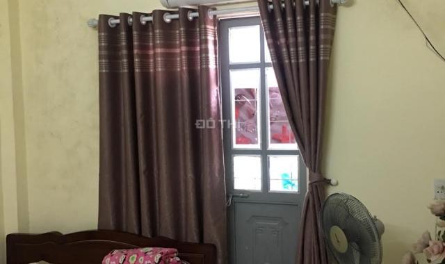 Bán nhà đẹp 2 mặt thoáng Thạch Bàn, 36m2x4T, ngõ 2.2m ôtô đỗ cách nhà 15m (cách chợ Đồng Dinh 200m)