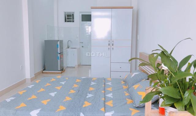 Phòng cao cấp đầy đủ tiện nghi, ngay Lê Quang Định, Nơ Trang Long, Q Bình Thạnh, 20m2, 5 tr/th