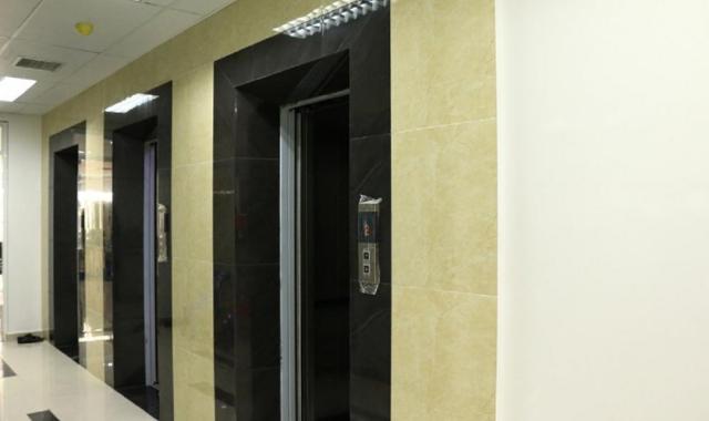 Cần bán nhanh căn hộ Carillon 5 diện tích 68m2, căn góc hướng Đông, giá 2 tỷ bao phí thuế