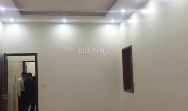 Nhà Vương Thừa Vũ, 52m2 x 4 tầng, MT 4,1m, ô tô đỗ cửa. Giá 6,8 tỷ