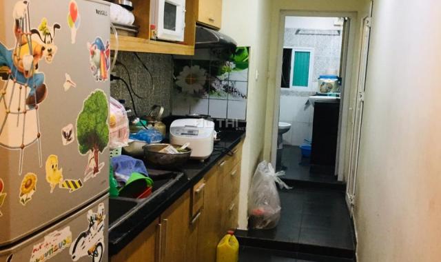 Bán căn hộ tập thể phố Quỳnh Mai, Hai Bà Trưng 50m2, giá 1.35 tỷ mới sửa lại đẹp long lanh