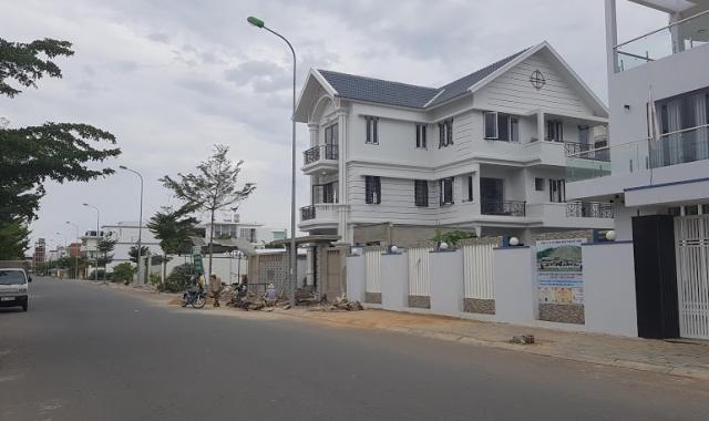Cần bán lô đất biệt thự thuộc khu đô thị Phước Long A, Nha Trang.