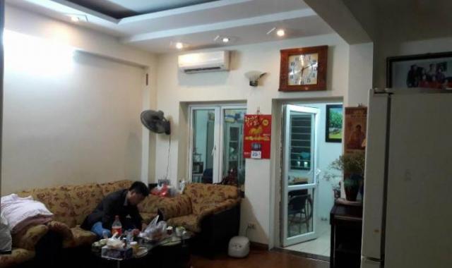 Bán căn hộ tầng 5, tập thể bệnh viện Nhi Trung ương, 70m2, 2 PN, giá 1,4 tỷ