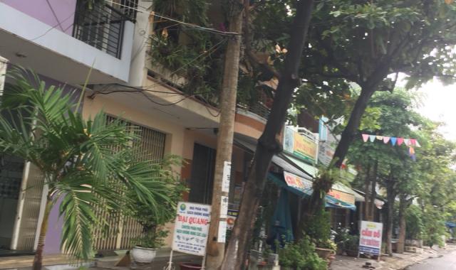 Bán nhà mặt phố tại đường Dương Bá Trạc, Hải Châu, Đà Nẵng. Diện tích 90m2, giá 4.75 tỷ