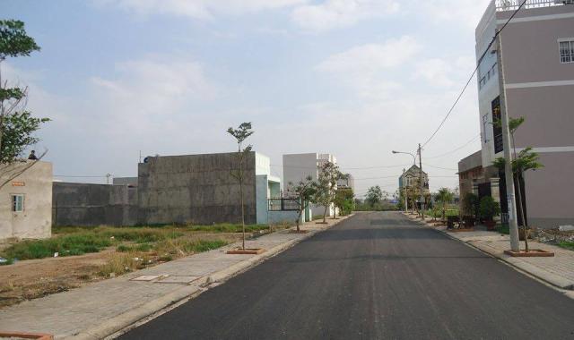 Bán đất trống MTKD Nguyễn Sơn và Thoại Ngọc Thầu, Tân Phú, 4,2x16m, giá chỉ 65tr/m2, SHR