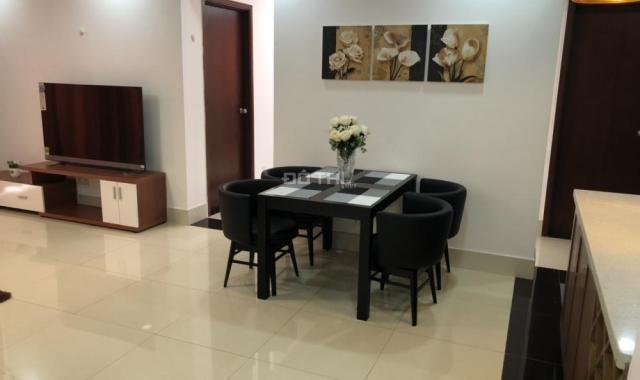 Cho thuê căn hộ cao cấp trung tâm Quận 5, 3pn, full nội thất tại CH Hùng Vương Plaza