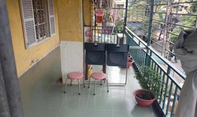 Bán căn hộ tập thể tầng 3 khu Bách Khoa, phố Tạ Quang Bửu, quận Hai Bà Trưng, Hà Nội