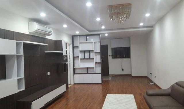 Cho thuê căn hộ 160m2 chung cư 101 Láng Hạ, DT 160m2, 3 PN, 11 triệu/th. LHTT: 0965820086