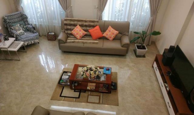 Bán gấp villa tại đường 12, P. Thảo Điền, Quận 2, Tp.HCM, diện tích 340m2, giá 56,2 tỷ