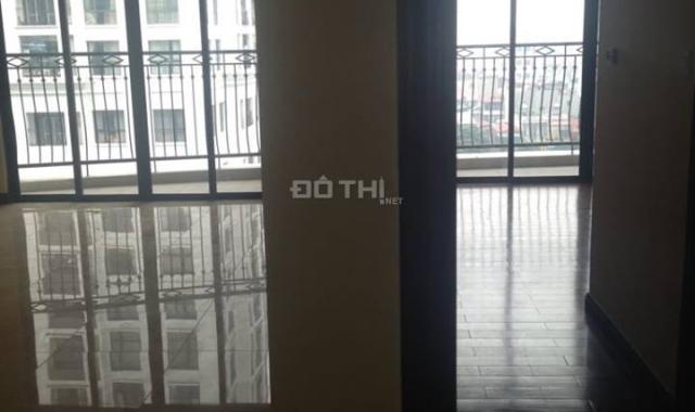 Bán căn hộ chung cư R3 sảnh A tại dự án Royal City, Thanh Xuân, Hà Nội diện tích 121m2