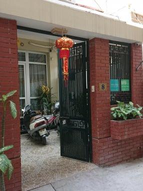 Bán gấp nhà Nguyễn Khang, lô góc, ô tô tránh, giá rẻ