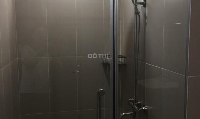 Cho thuê căn hộ tòa R3, Goldmark City, 84m2, 2PN, nội thất cơ bản, giá 9tr/tháng