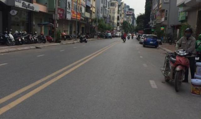 Bán đất mặt phố Trần Hữu Tước, diện tích 50m2, kinh doanh, giá 8.9 tỷ