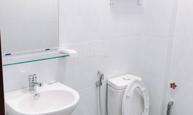 Phòng đầy đủ tiện nghi, có bếp, ngay cầu Điện Biên Phủ, quận Bình Thạnh, 28m2, 5.5tr/tháng