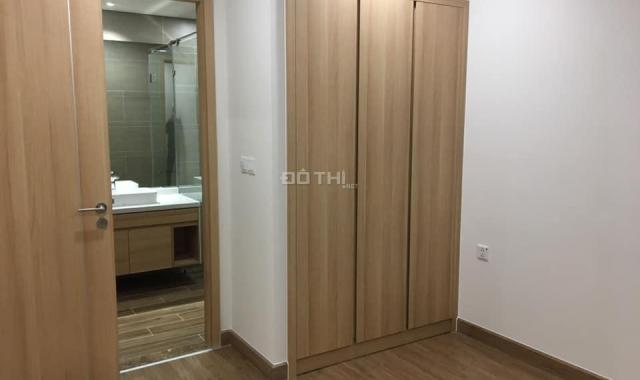 Cho thuê gấp căn hộ chung cư Sky Park Residence, 70m2, 2PN sáng, nội thất cơ bản, giá 15 tr/th