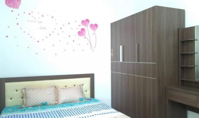 Cần bán gấp căn hộ 2PN, tầng cao, view hồ bơi, full nội thất, giá chỉ 2 tỷ. LH: 0933 076 606