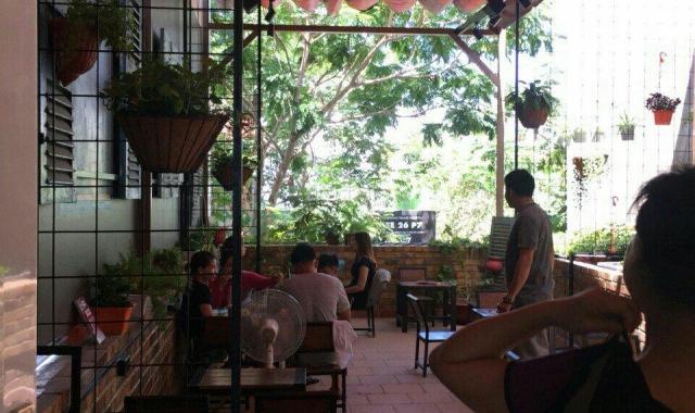 Chính chủ cần cho thuê quán cafe mặt tiền đường Phạm Hữu Lầu, Quận 7