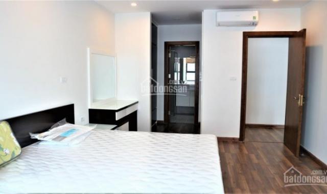 Cho thuê căn hộ chung cư Hà Đô Park, diện tích 100m2, thiết kế 2 phòng ngủ, 2WC, đồ cơ bản