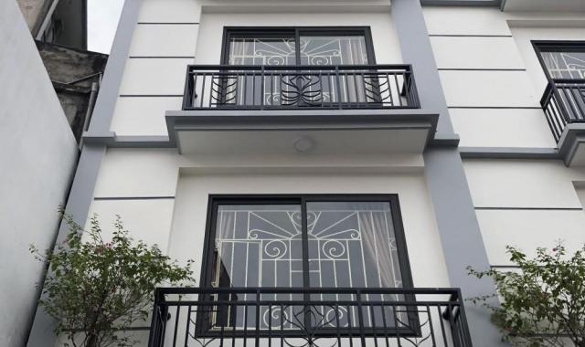 Bán nhà mặt ngõ Trần Đại Nghĩa, Hai Bà Trưng, 40m2 x 5 tầng, giá 4.2 tỷ cho thuê giá cao
