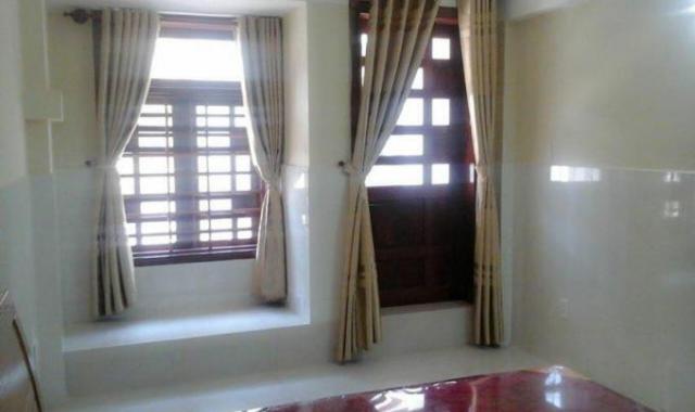 Cho thuê căn hộ Cộng Hòa 35m2 full nội thất, ban công, thang máy