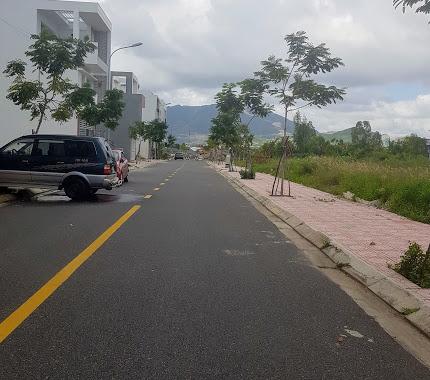 Bán đất Lê Hồng Phong 1 Nha Trang, đường Số 10, giá rẻ (2/2019)