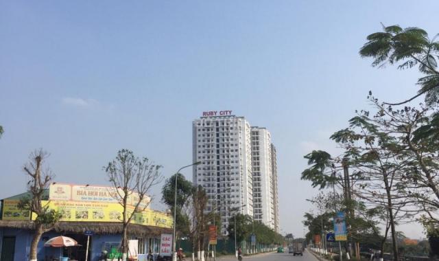 Chính chủ bán gấp căn hộ dt 53m2 View Vinhome chung cư Ruby City Việt Hưng, nhận nhà tháng 3/2019