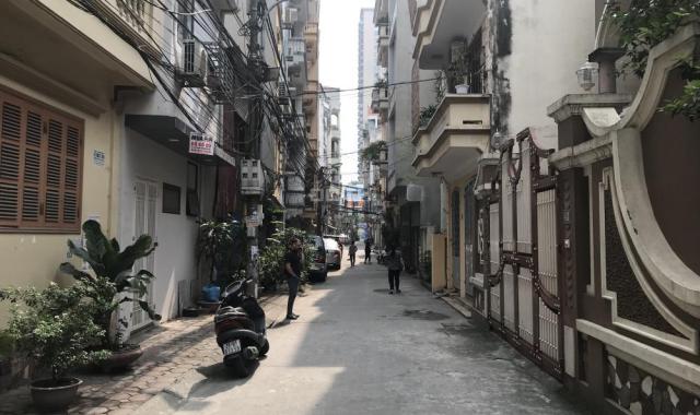 Bán nhà phân lô phố Nguyên Hồng, Vũ Ngọc Phan, Đống Đa 40m2 x 5T, 2 mặt ngõ trước sau ô tô vào nhà