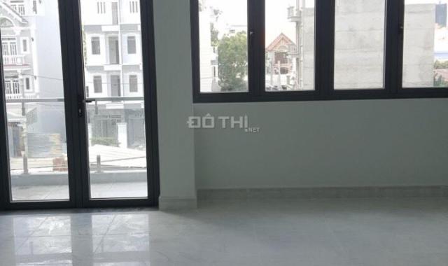 Bán nhà đường Đào Tông Nguyên, Phú Xuân, Nhà Bè, DT 5.5x15m, 3 lầu, 4PN, HXH, giá 5.5 tỷ