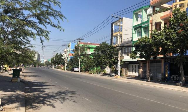 Cần bán gấp lô đất diện tích 97.5m2, mặt tiền đường Man Thiện, phường Hiệp Phú, quận 9