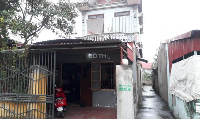 Bán nhà 2 tầng, 90m2 đường thôn Quỳnh Hoàng, Nam Sơn. LH 0396518309