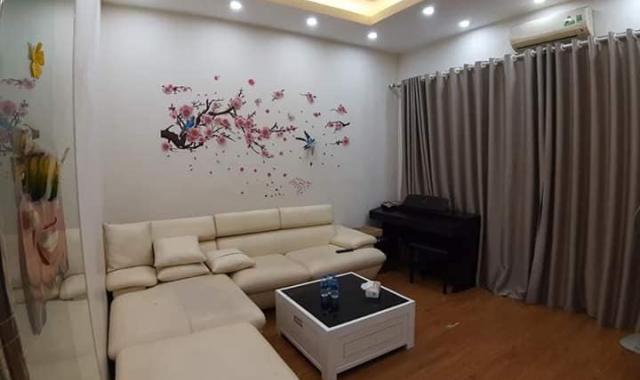 Nhà mới, ở ngay, 5 tầng, 2.4 tỷ, Thái Thịnh, Đống Đa, LH: 0972174959