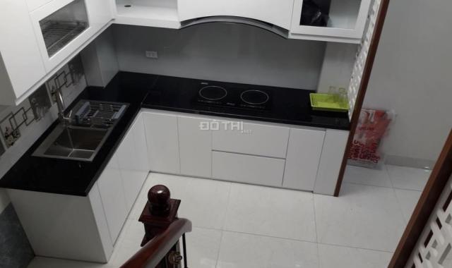 Bán nhà đường Bồ Đề, Lâm Du, quận Long Biên, 30m2, 4T, 2,9 tỷ. LH 0977680884