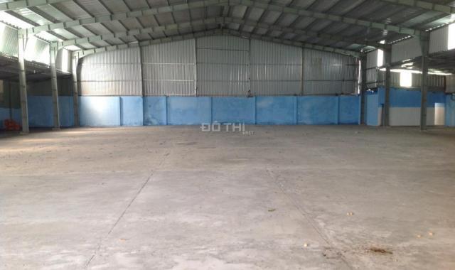Cho thuê nhà xưởng mới xây DT: 1000m2, giá 70 tr/tháng, đường Lê Văn Khương, Quận 12