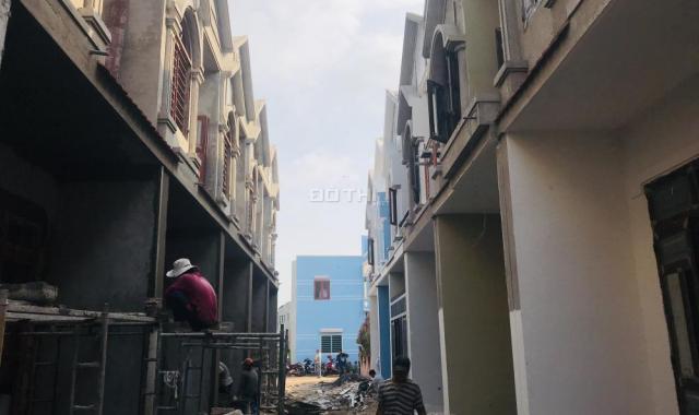 Bán nhà kiểu phố liền kề khu dân cư Bình Chuẩn, Thuận An
