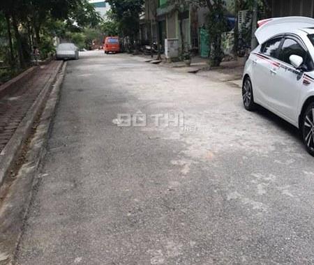 CC gửi bán đất tái định cư Phú Diễn, đường phân lô bàn cờ, ô tô vào nhà, DT 40m2. LH 0962565333