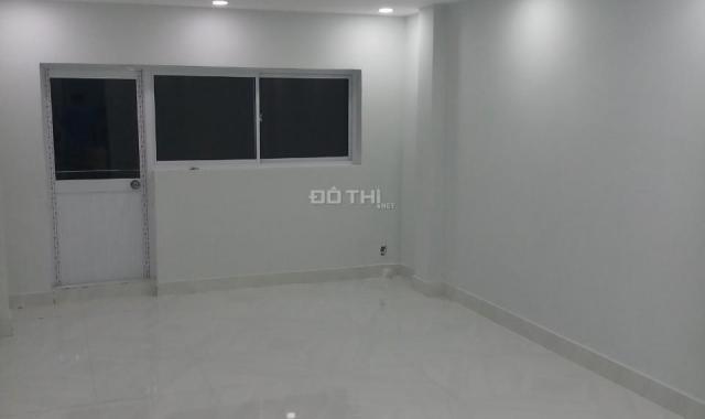 Bán gấp nhà đường Đặng Chất, Phường 2, Quận 8, DT: 3,8x11m, giá: 4,8 tỷ